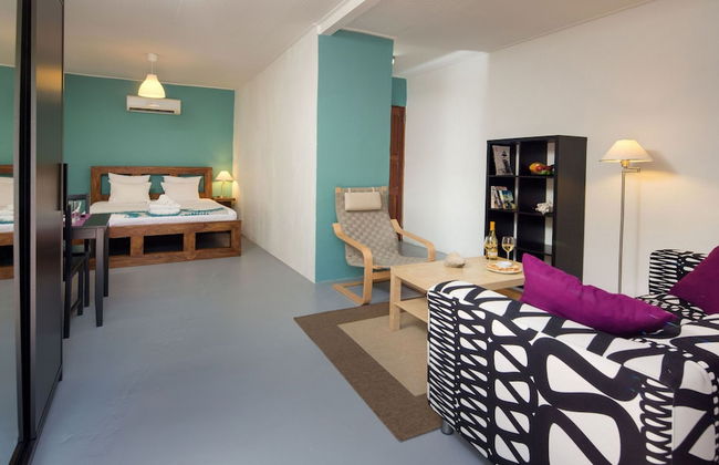 The Ritz Village Hotel - Foto 2