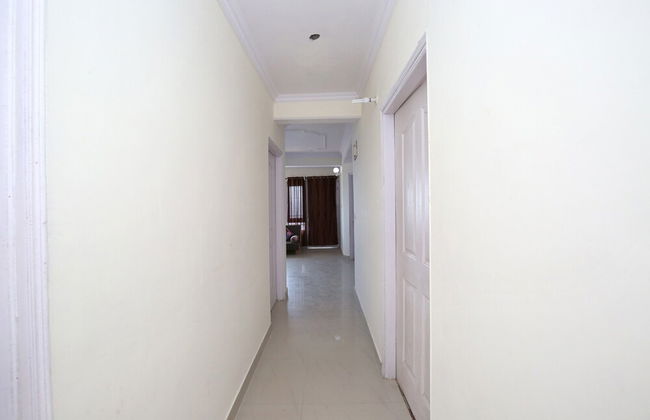 OYO Home 9897 Elegant 3BHK - Foto 14