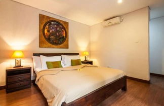 Photo 3 - SMV - garden - 6-BR · 6BR Garden Villa Walk to Beach N Shops Legian