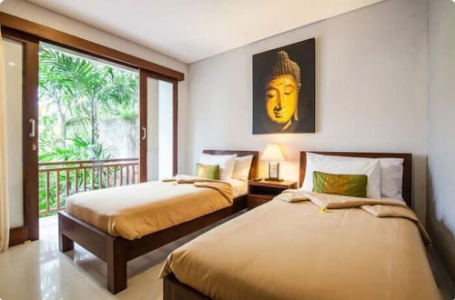 Photo 12 - SMV - garden - 6-BR · 6BR Garden Villa Walk to Beach N Shops Legian