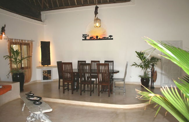 Deluxe Villa With Garden / Pool With Service Staff 150mt From the sea - Foto 5