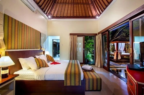 Photo 3 - Samudra · Luxury 9-BR Private Pool Villa Umalas Bali