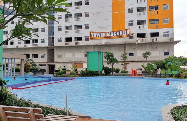 Studio at Green Pramuka City Serene Apartment Living By Travelio - Foto 16