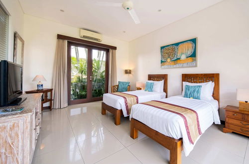 Photo 5 - Peaceful Private Villa, 3 BR, Canggu With Staff