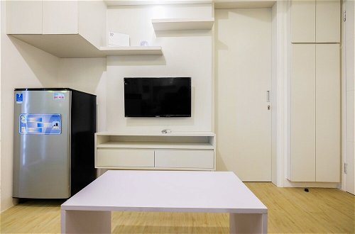 Foto 11 - Spacious 2BR Apartment Connected to Bassura City Mall