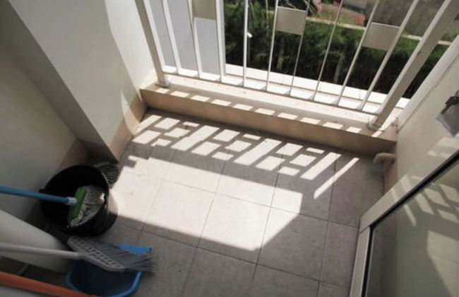 Modern and Comfortable Studio Apartment Springlake Summarecon near Summarecon - Foto 27