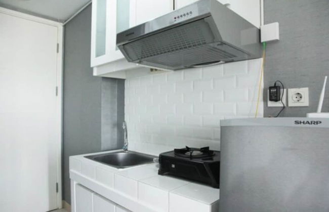 Modern and Comfortable Studio Apartment Springlake Summarecon near Summarecon - Foto 9