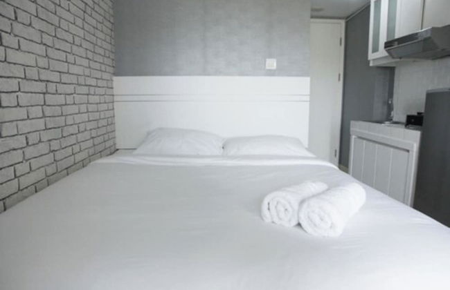 Modern and Comfortable Studio Apartment Springlake Summarecon near Summarecon - Foto 1