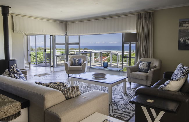 Home with an Ocean view - Photo 2