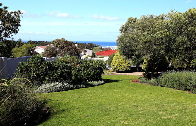 Home with an Ocean view - Photo 26