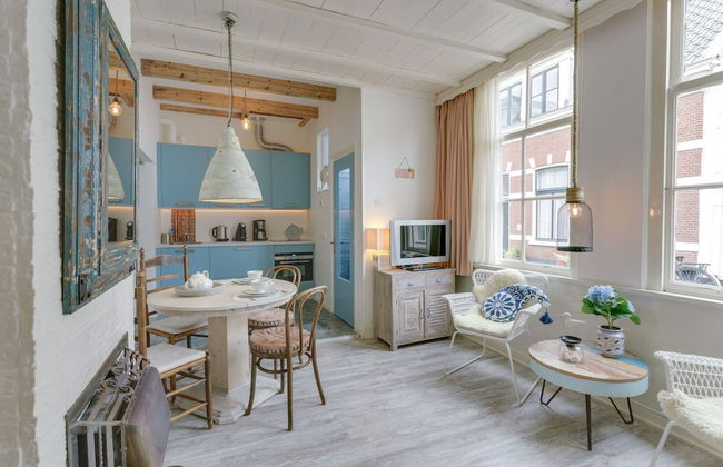 Picturesque Fisherman's House in Scheveningen near Shops - Photo 7