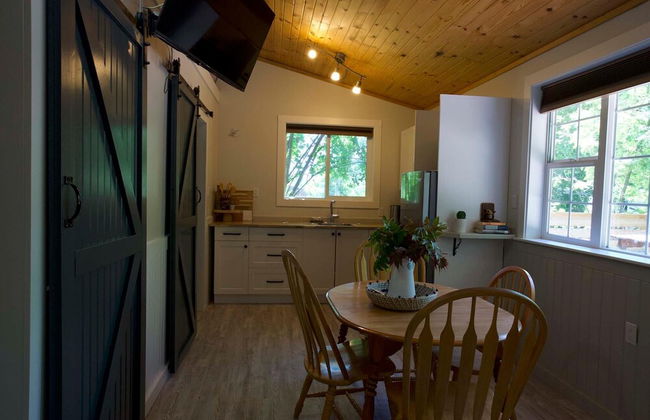 Barefoot Villas Cabin 2 Moose w/ Hot Tub - Foto 43