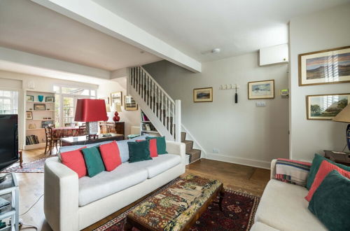 Photo 9 - Charming 2BD Garden House - Hammersmith