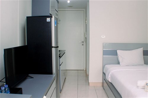Photo 10 - Good Deal And Comfy Studio Apartment Springlake Summarecon Bekasi