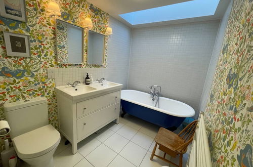 Photo 14 - Beautiful 4 Bedroom Family Home in Clerkenwell