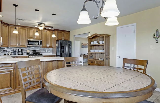 Fountain Hiils 4 Bdrm W/breathtaking Views & Pool! - Photo 23