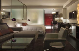 Photo 3 - Luxury Suites at the Palms