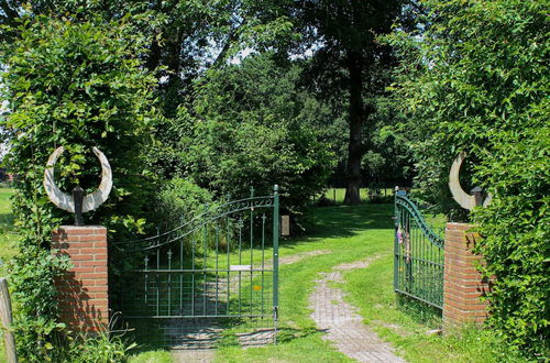 Photo 2 - Holiday Cottage in Schijf With a Fenced Garden