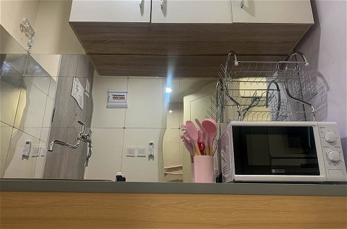 Foto 6 - Homey And Compact Studio Apartment Osaka Riverview Pik 2