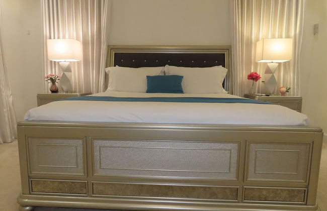 The White House TCI Guest House - Photo 16