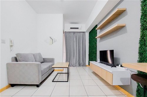 Photo 10 - Nice Designed And Comfort 2Br Apartment At M-Town Residence
