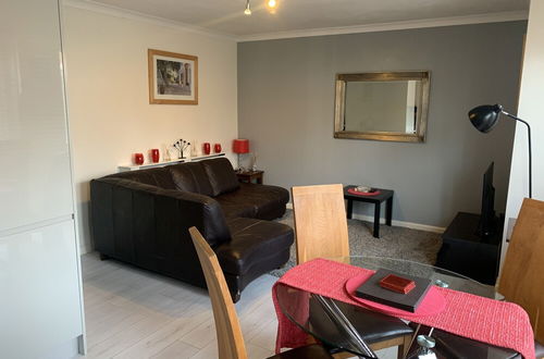 Foto 14 - Lovely 2-bed Apartment in Wallasey, Sleeps 4