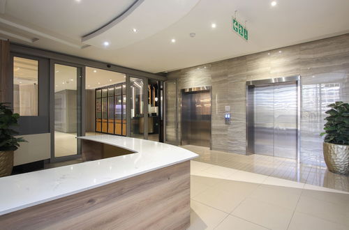 Foto 3 - Sandton Smart Apartment Sixteen