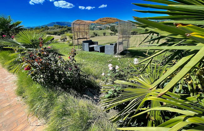 Spoleto Poolside - apt Sleeps 4 on Beautiful Campus - 1 km max Spoleto Central - Foto 52
