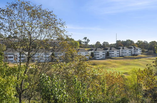 Foto 19 - Penthouse Lodge - In Heart of Ozarks