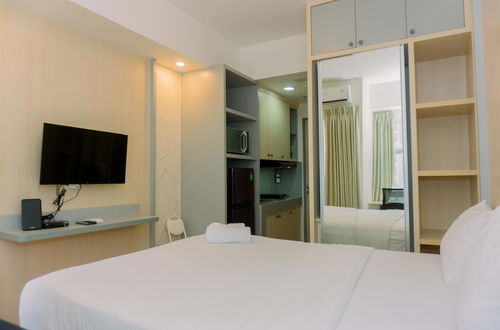 Photo 16 - Nice And Comfy Studio Apartment Akasa Pure Living Bsd