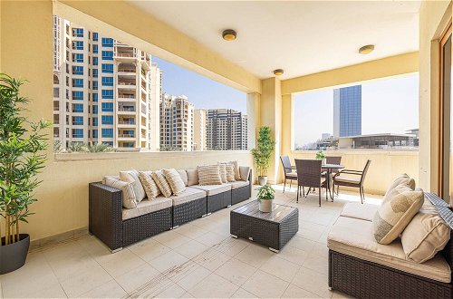 Photo 17 - Palm Jumeirah 2br New Furnished Next To Mall