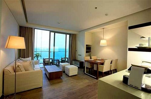 Foto 21 - Stunning 80m2 Sea View Apartment, 1-min To Beach