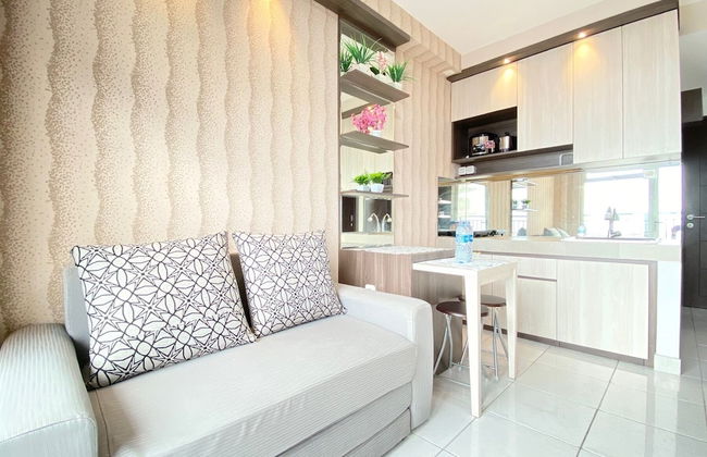 Chic And Cozy 2Br At Mekarwangi Square Cibaduyut Apartment - Foto 1