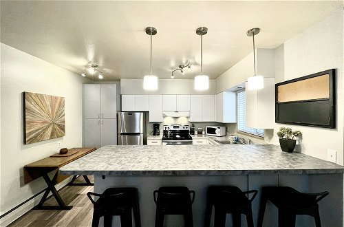 Foto 4 - Stylish Condo in the Heart of Old Town