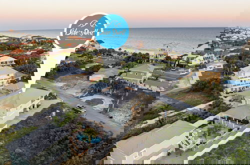 Foto 79 - 5 Bed, 5 Bath Beach Home/only a 3 Minute Walk To The Beach! Sleeps 12