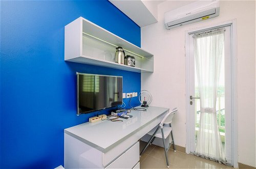 Foto 3 - Restful And Comfortable Studio Apartment At B Residence