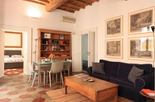 Foto 4 - Enchanting 2BR Apt Near Pantheon Vatican