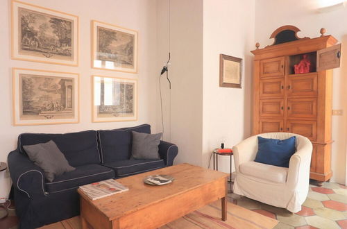 Photo 14 - Enchanting 2BR Apt Near Pantheon Vatican