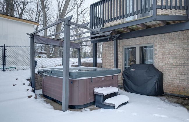 Cottage By The River - Photo 11