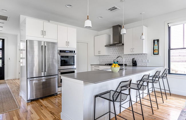 Rooftop Deck 5 Mins to Downtown - Foto 12