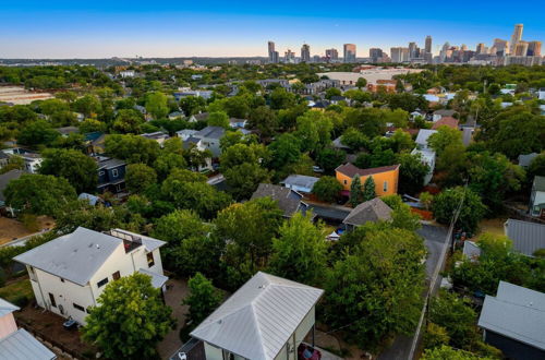 Photo 58 - Rooftop Deck 5 Mins to Downtown