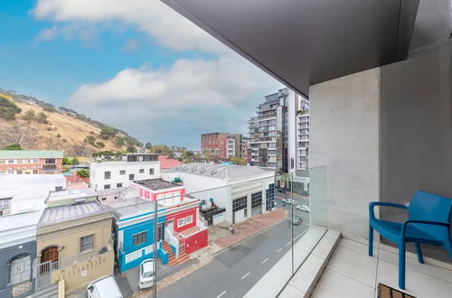 Photo 20 - Plush Loft Apartment With Signal Hill View