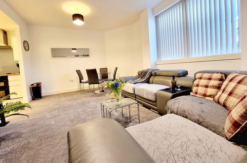 Photo 1 - Beautiful 2-bed Apartment in Milton Keynes