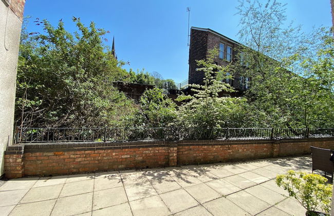 Studio - Sleeps 2 - Pets - Terrace - Parking - Foto 10