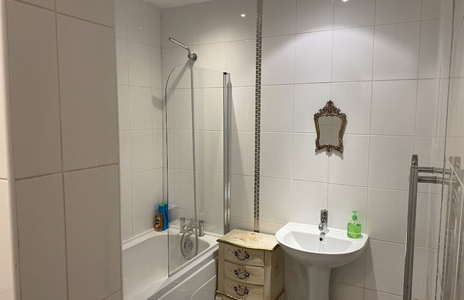 Studio - Sleeps 2 - Pets - Terrace - Parking - Foto 7