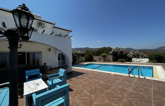 Photo 3 - Exquisite Villa With Private Pool in Cyprus