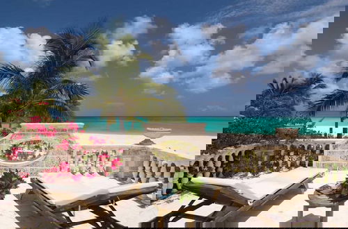 Photo 18 - Coral House