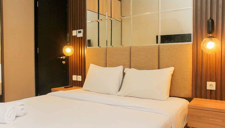 Foto 1 - Stunning And Comfy 2Br + Study Room At Sudirman Suites Apartment