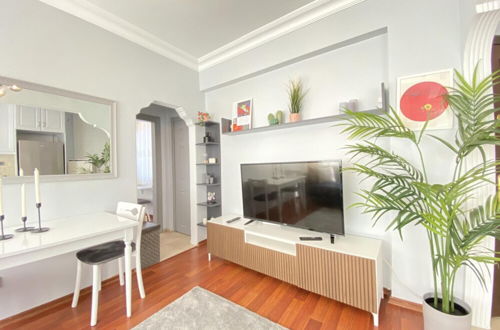 Photo 9 - Modern and Stylish Flat Near Taksim Square