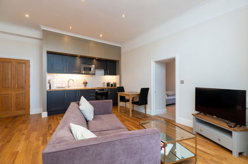 Photo 1 - Captivating 2-bed Apartment in Banbury